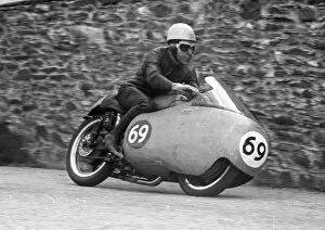 Images Dated 28th September 2020: Ken Kavanagh (Guzzi) 1955 Senior TT
