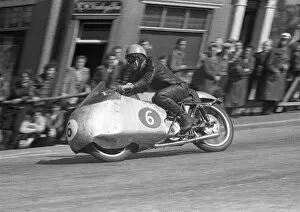 Images Dated 21st September 2013: Ken Kavanagh (Moto Guzzi) 1954 Junior TT