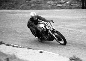 Images Dated 27th March 2023: Ken Pitt Norton 1958 Junior Snaefell Manx Grand Prix