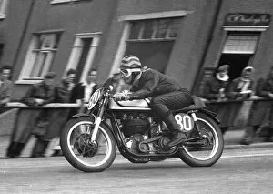 Images Dated 28th June 2020: Ken Willis (Norton) 1956 Senior TT