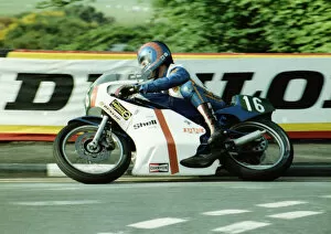 Kenny Blake Gallery: Kenny Blake (Yamaha) 1980 Junior TT