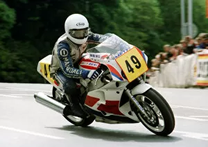 Kenny Harrison Collection: Kenny Harrison (Yamaha) 1989 Senior TT