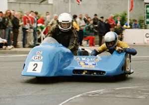 Images Dated 6th December 2018: Kenny Howles & Steve Pointer (Ireson Yamaha) 1989 Sidecar TT