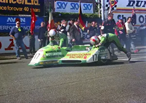 Kenny Howles & Steve Pointer (Ireson Yamaha) 1987 Sidecar TT