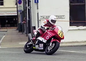 Kenny Munro (Honda) 1999 Newcomers Manx Grand Prix