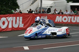 Klaus Klaffenbock Gallery: Klaus Klaffenbock & Dan Sayle (Honda) 2011 Sidecar TT