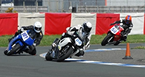 Images Dated 16th April 2016: Laurence Cummins (Yamaha) & Eddie Venn (Honda) April, Jurby