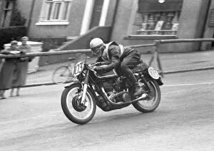 Images Dated 18th May 2021: Len Lewis (Matchless) 1957 Senior Manx Grand Prix