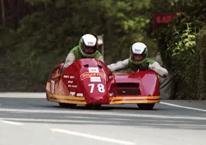Lenny Pallister & Ian Marriner (Yamaha) 1993 Sidecar TT