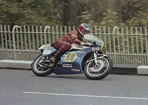 Yamaha Prints: Les Trotter (Crooks Yamaha) at Braddan Bridge