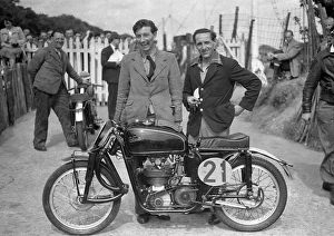 Images Dated 13th August 2016: Bill Lomas & Doug Beasley (Beasley Velocette) 1952 Lightweight TT