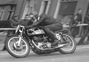 Images Dated 27th February 2022: Louis Carr (Matchless) 1956 Senior TT