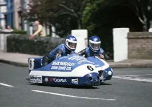 Lowry Burton & Pat Cushnahan (Yamaha) 1986 Sidecar TT