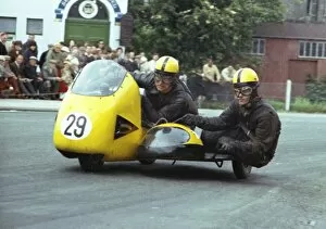 Geoff Atkinson Gallery: Mac Hobson & Geoff Atkinson (Triumph / Norton) 1965 Sidecar TT