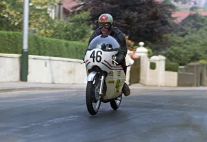 1970 Senior Tt Collection: Malcolm Moffatt (Seeley) on Quarter Bridge Road