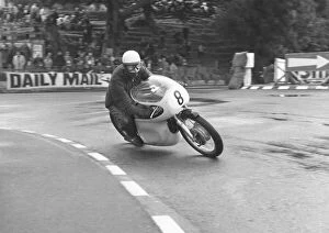 Malcolm Uphill (Norton) 1965 Senior Manx Grand Prix