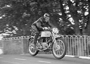 Images Dated 15th September 2013: Manliff Barrington (Vincent) 1950 Senior TT