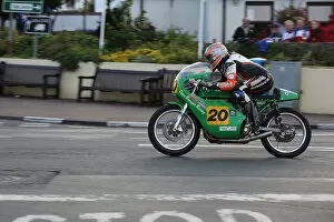 Images Dated 28th August 2015: Maria Costello (Paton) 2015 500 Classic TT