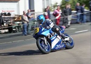 Marie Hodgson (Yamaha) 2005 Senior Manx Grand Prix