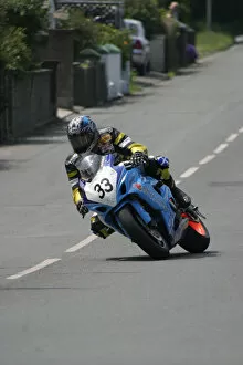 Images Dated 19th May 2022: Mark Buckley (Suzuki) 2007 Superbike TT