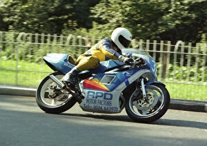 Images Dated 27th November 2019: Martin Frost (Yamaha) 1991 Newcomers Manx Grand Prix
