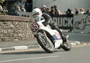 Images Dated 13th April 2020: Martin Jennings (Yamaha) 1984 Newcomers Manx Grand Prix