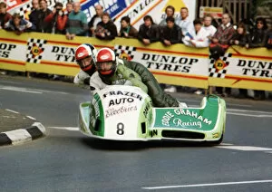 Images Dated 29th June 2019: Martin Murphy & John Cushnahan (Ireson Yamaha) 1989 Sidecar TT