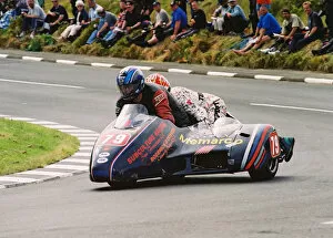 Images Dated 8th August 2018: Martin Vollebregt & Christine Blunck (Windle Yamaha) 2004 Sidecar TT