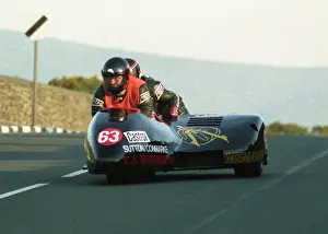Martin Vollebregt & Karin Barbier (Jacobs Yamaha) 1990 Sidecar TT