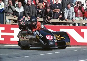 Martin Vollebregt & Karin Barbier (Yamaha) 1990 Sidecar TT