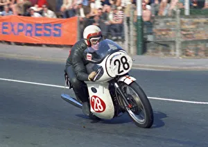 Martyn Ashwood (Triumph) 1970 Production TT