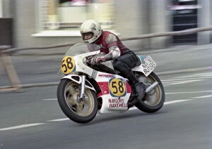 Images Dated 3rd September 2020: Martyn Nelson (Yamaha) 1984 Senior Manx Grand Prix