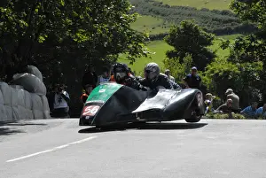Matt Williams & Jo Williams (MR Equipe Suzuki) 2009 Sidecar TT