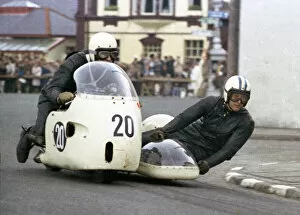 Images Dated 25th February 2022: Maurice Candy & Rex Du Pont (MJC) 1965 Sidecar TT