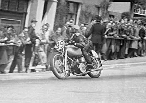 Maurice Cann Collection: Maurice Cann (Guzzi) 1950 Lightweight TT