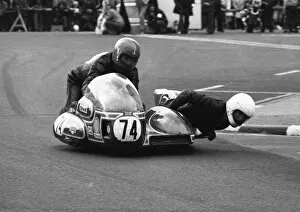 Images Dated 9th February 2018: Maurice Tombs & Neil Francis (Moto Imp) 1977 Sidecar TT
