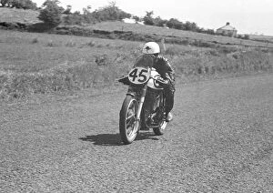 Images Dated 19th December 2021: Maurie Quincey (Norton) 1954 Junior Ulster Grand Prix