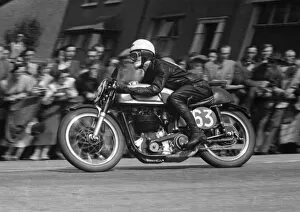 Images Dated 21st October 2018: Maurie Quincey (Norton) 1955 Senior TT