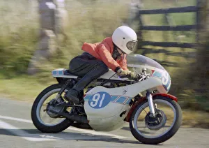 Images Dated 27th October 2020: A McDonald (Yamaha) 1976 Jurby Road