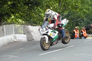 Images Dated 7th June 2009: Michael Dunlop (Yamaha) 2009 Superbike TT