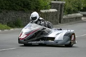 Images Dated 4th June 2008: Michael Lines & Mike Aylott (Shelbourne Honda) 2008 Sidecar TT
