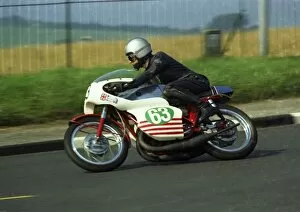 Images Dated 17th December 2017: Michael Spink (Yamaha) 1971 Lightweight Manx Grand Prix