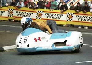 Images Dated 18th October 2017: Michael Staiano & Peter Willis (Windle Yamaha) 1989 Sidecar TT