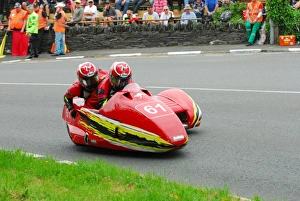 Lcr Suzuki Gallery: Mick Alton & Chrissie Clancy (LCR Suzuki) 2016 Sidecar A TT