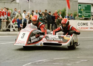 Images Dated 6th December 2018: Mick Boddice & Chas Birks (Ireson Yamaha) 1989 Sidecar TT