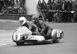 Images Dated 25th May 2022: Mick Boddice & Chas Birks (Simmonds Woodhouse Yamaha) 1977 Sidecar TT