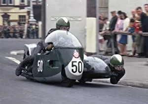 Mick Boddice Collection: Mick Boddice & Dave Loach (BSA) 1966 Sidecar TT