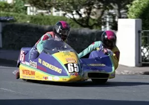 Mick Boddice jnr & Chris Hollis (Castrol Honda) 1994 Sidecar TT