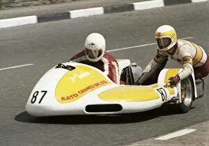 Mick Burcombe & Derek Rumble jnr (Rumble Yamaha) 1979 Sidecar TT