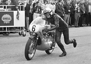 Images Dated 7th March 2022: Mick Chatterton (Chat Yamaha) 1971 Junior TT